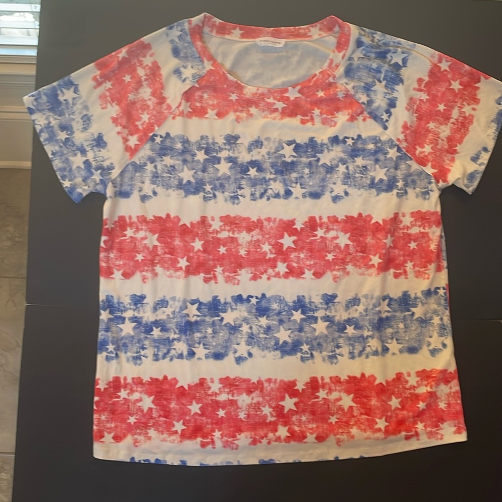 First Love by Lovelyn Red/White/Blue Starts T-Shirt (Size M)